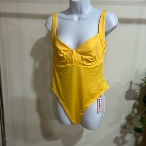 Elegant Yellow Women's Bodysuit